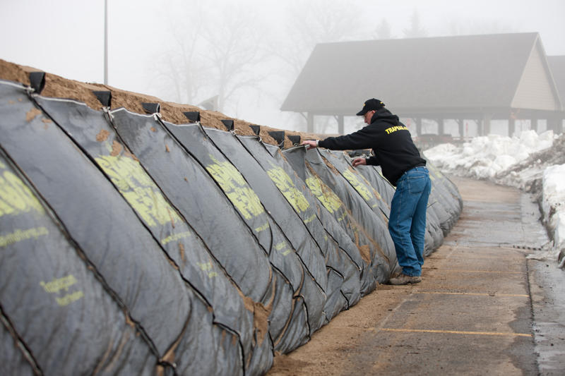 TrapBag flood prevention barriers for Fargo flood