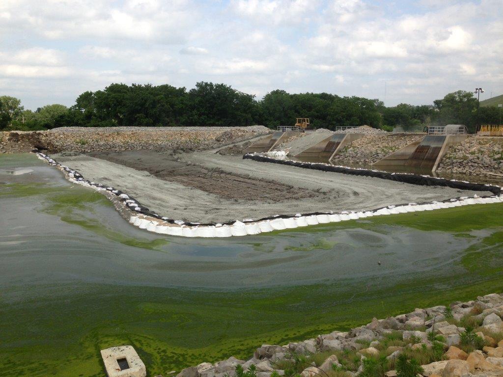 TrapBags as a cofferdam