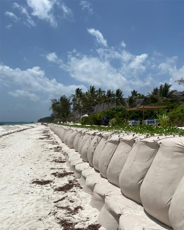 Erosion Protection with TrapBag barriers in Africa