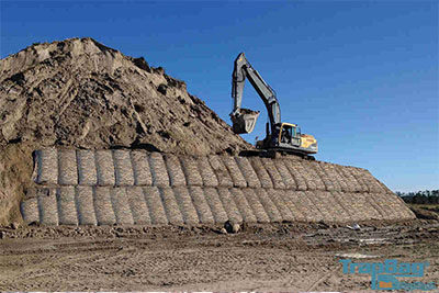 Constructing TrapBag Cellular MSE Retaining Wall