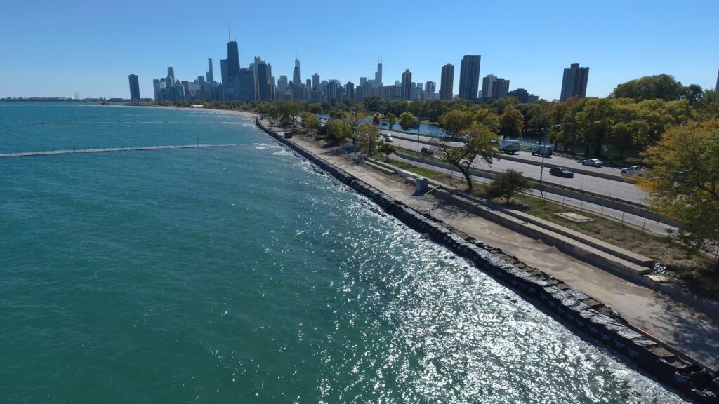 TrapBag coastal barriers on the Chicago lakeshore