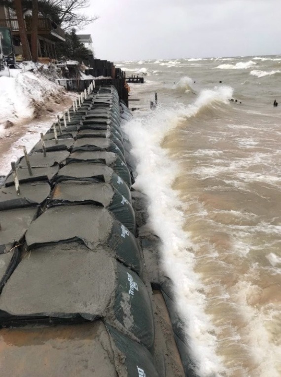 imgi_36_December2019TrapBagSaveLakeMICottageErosion